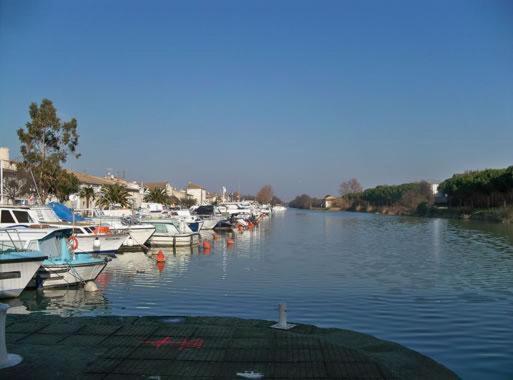 فيلا Pres Du Port -Lsm30Conciergerie- سان جيل المظهر الخارجي الصورة