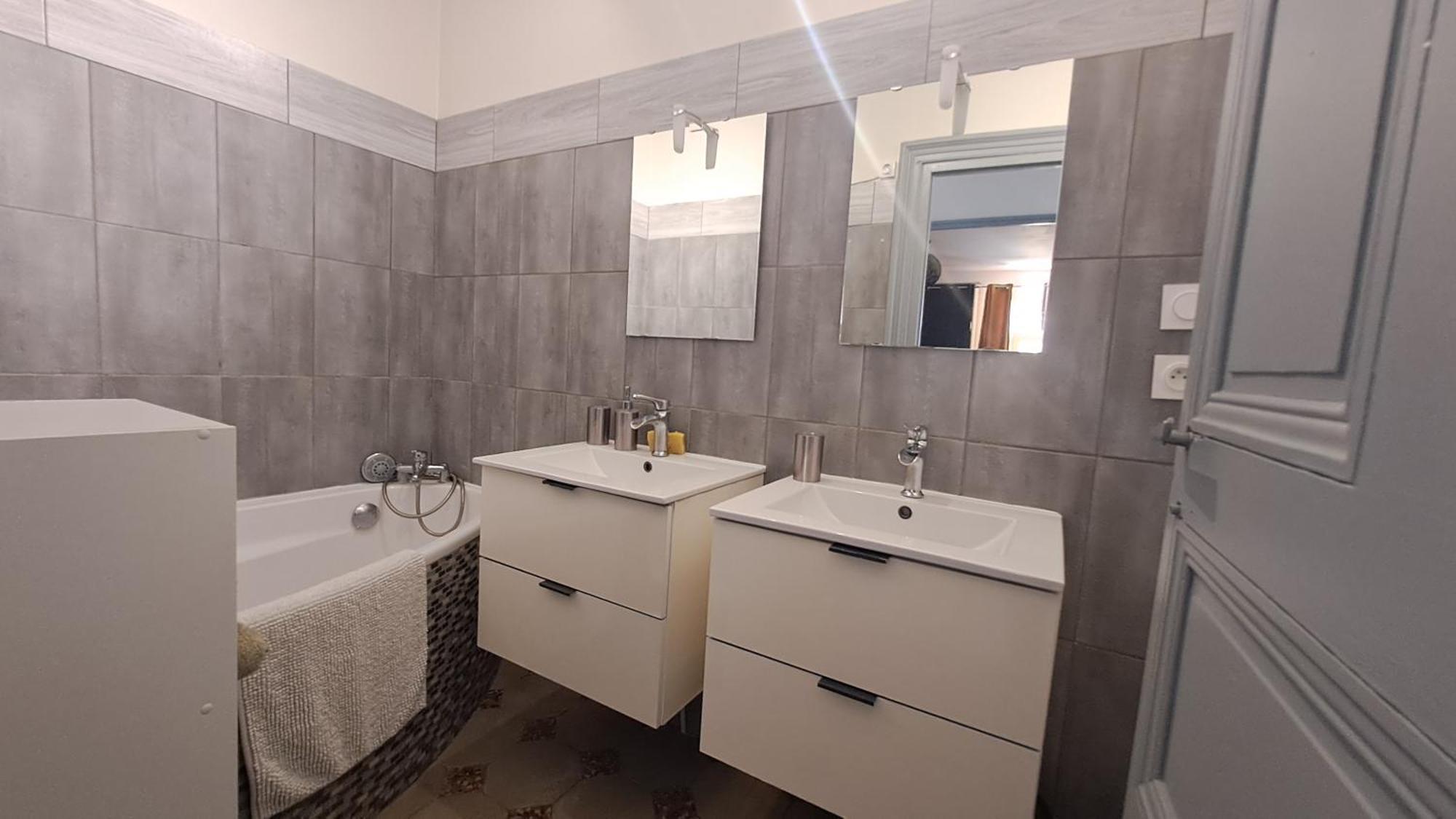 فيلا Pres Du Port -Lsm30Conciergerie- سان جيل الغرفة الصورة
